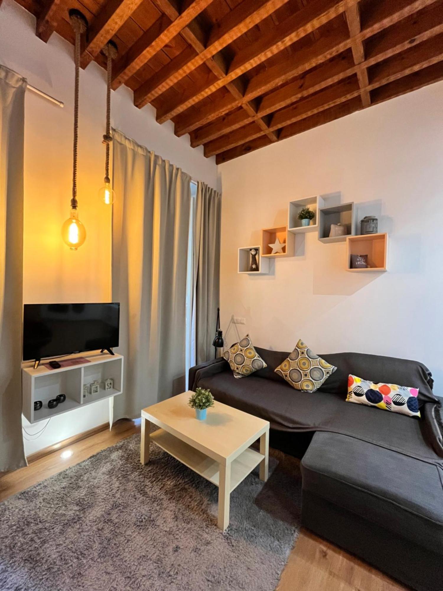 Larios Deluxe Studio Malaga Exterior photo